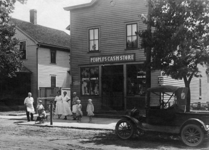 Hometown history: 1914 Peoples Cash Store